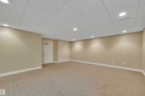 #82 287 Macewan Dr Sw Sw, Edmonton, AB - Indoor Photo Showing Other Room
