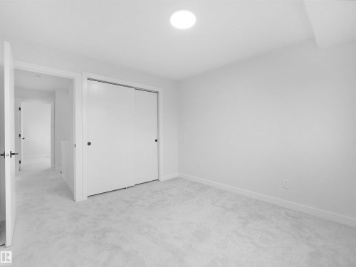 6096 Mill Woods Road Nw, Edmonton, AB - Indoor Photo Showing Other Room