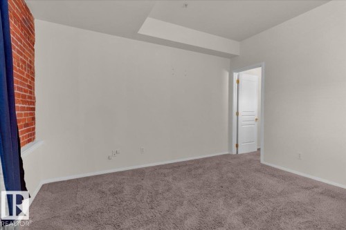 #406 10728 82 Av Nw, Edmonton, AB - Indoor Photo Showing Other Room