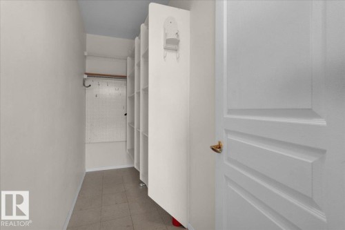 #406 10728 82 Av Nw, Edmonton, AB - Indoor Photo Showing Other Room