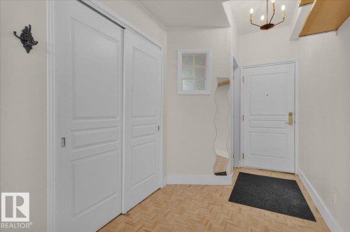 #406 10728 82 Av Nw, Edmonton, AB - Indoor Photo Showing Other Room