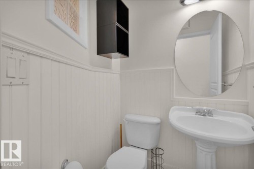 #406 10728 82 Av Nw, Edmonton, AB - Indoor Photo Showing Bathroom