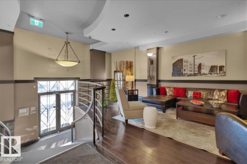 #406 10728 82 Av Nw, Edmonton, AB - Indoor Photo Showing Other Room