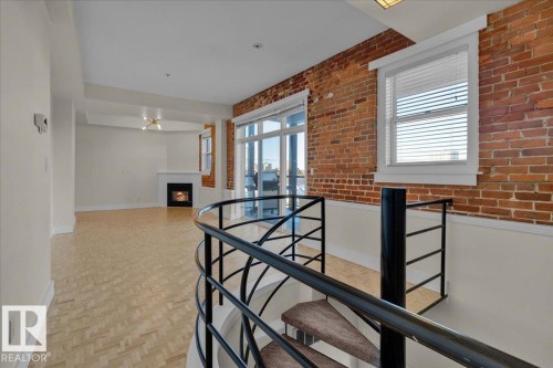 #406 10728 82 Av Nw, Edmonton, AB - Indoor Photo Showing Other Room