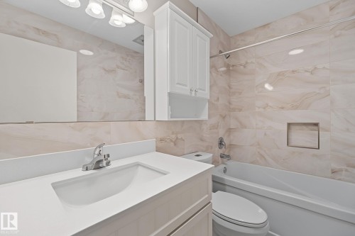 14703 65 Street Nw, Edmonton, AB - Indoor Photo Showing Bathroom