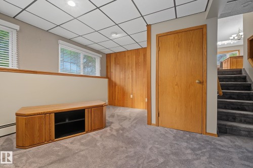 14703 65 Street Nw, Edmonton, AB - Indoor Photo Showing Other Room