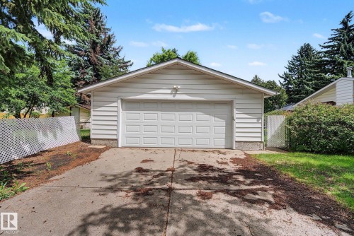 14703 65 Street Nw, Edmonton, AB - Outdoor