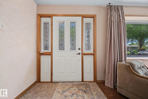 14703 65 Street Nw, Edmonton, AB - Indoor Photo Showing Other Room