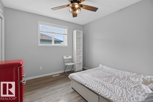 20431 57 Avenue Nw, Edmonton, AB - Indoor Photo Showing Bedroom