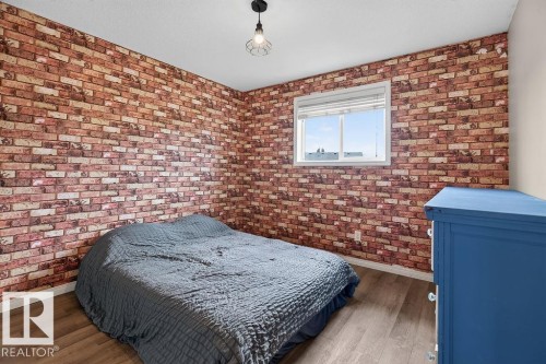 20431 57 Avenue Nw, Edmonton, AB - Indoor Photo Showing Bedroom