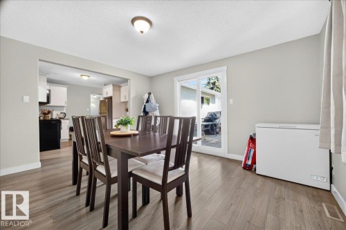 5325 46 Street, Vegreville, AB - Indoor Photo Showing Dining Room