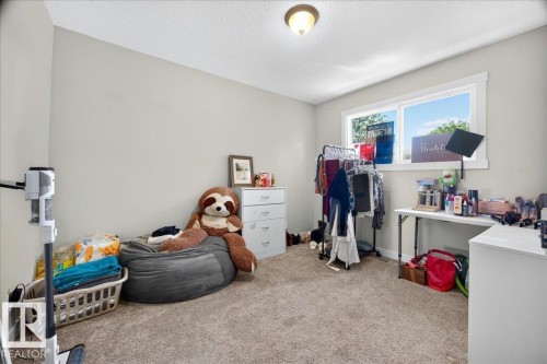 5325 46 Street, Vegreville, AB - Indoor