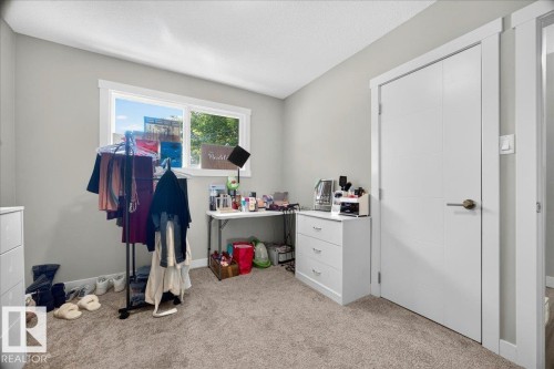 5325 46 Street, Vegreville, AB - Indoor