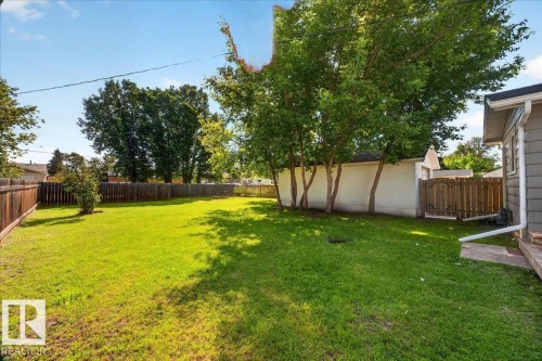 5325 46 Street, Vegreville, AB - Outdoor With Backyard