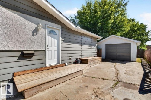 5325 46 Street, Vegreville, AB - Outdoor With Exterior