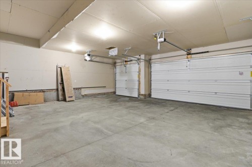 5221 47 Ave, Calmar, AB - Indoor Photo Showing Garage