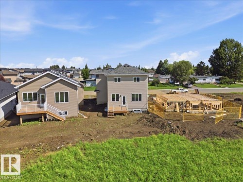 5221 47 Ave, Calmar, AB - Outdoor
