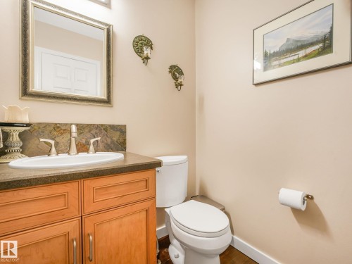 10 Whiteoak Place, St. Albert, AB - Indoor Photo Showing Bathroom