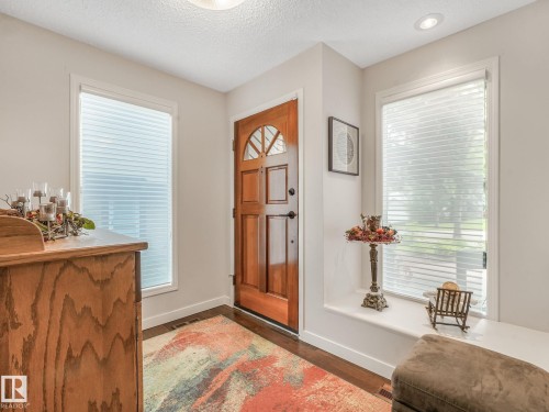 10 Whiteoak Place, St. Albert, AB - Indoor
