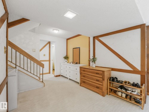 10 Whiteoak Place, St. Albert, AB - Indoor Photo Showing Other Room