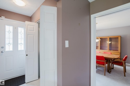 3936 72 Street Nw, Edmonton, AB - Indoor Photo Showing Other Room