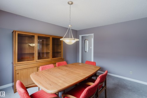 3936 72 Street Nw, Edmonton, AB - Indoor Photo Showing Dining Room