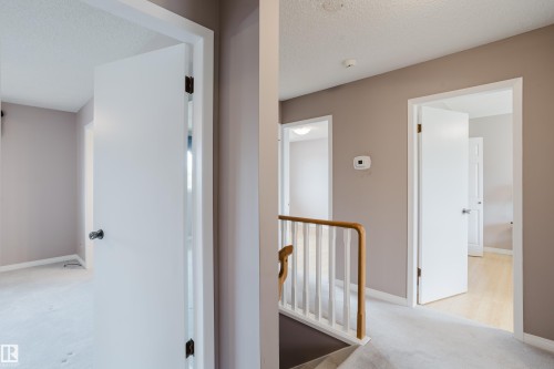 3936 72 Street Nw, Edmonton, AB - Indoor Photo Showing Other Room