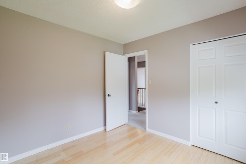 3936 72 Street Nw, Edmonton, AB - Indoor Photo Showing Other Room