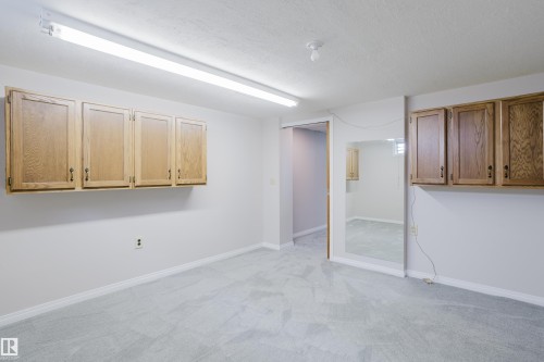 3936 72 Street Nw, Edmonton, AB - Indoor