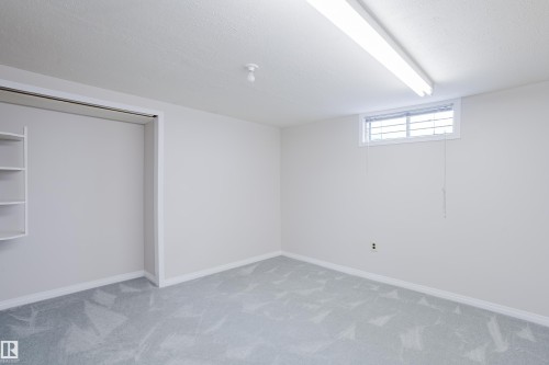 3936 72 Street Nw, Edmonton, AB - Indoor