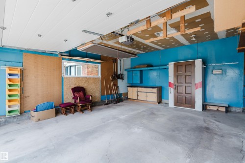 3936 72 Street Nw, Edmonton, AB - Indoor Photo Showing Garage