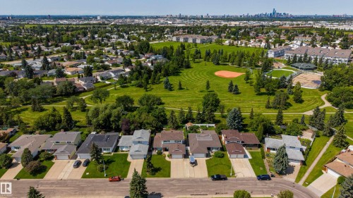 3936 72 Street Nw, Edmonton, AB - Outdoor With View