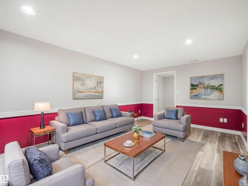 37 Sheridan Drive, St. Albert, AB - Indoor Photo Showing Living Room