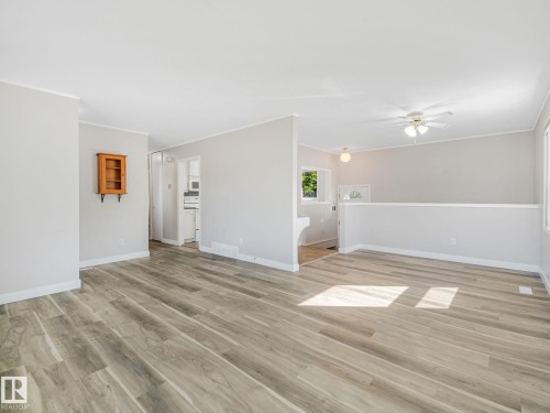 37 Sheridan Drive, St. Albert, AB - Indoor Photo Showing Other Room