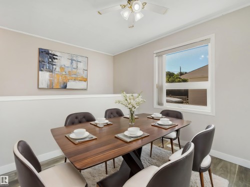 37 Sheridan Drive, St. Albert, AB - Indoor Photo Showing Dining Room