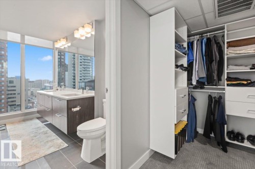1200 10180 103 Street, Edmonton, AB - Indoor