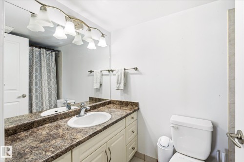 #418 17404 64 Av Nw, Edmonton, AB - Indoor Photo Showing Bathroom