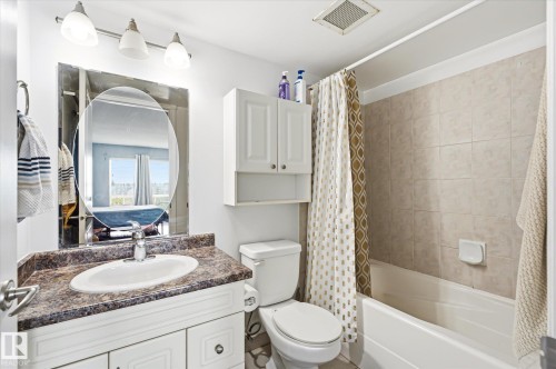 #418 17404 64 Av Nw, Edmonton, AB - Indoor Photo Showing Bathroom