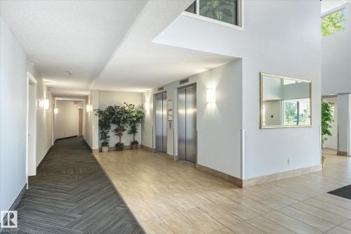 #418 17404 64 Av Nw, Edmonton, AB - Indoor Photo Showing Other Room