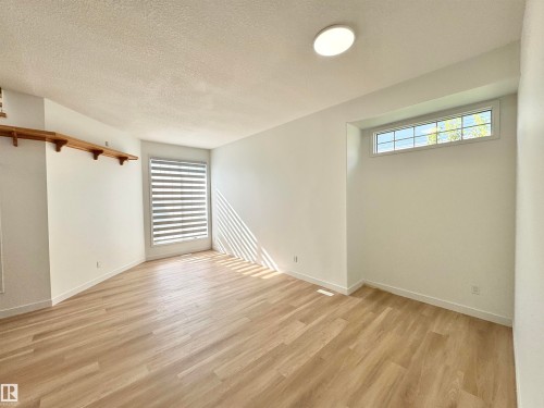2908 44A Avenue Nw, Edmonton, AB - Indoor Photo Showing Other Room