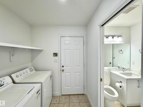 2908 44A Avenue Nw, Edmonton, AB - Indoor Photo Showing Laundry Room