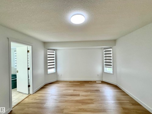 2908 44A Avenue Nw, Edmonton, AB - Indoor Photo Showing Other Room
