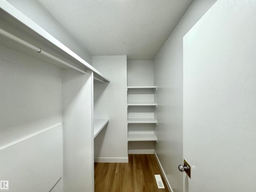 2908 44A Avenue Nw, Edmonton, AB - Indoor With Storage