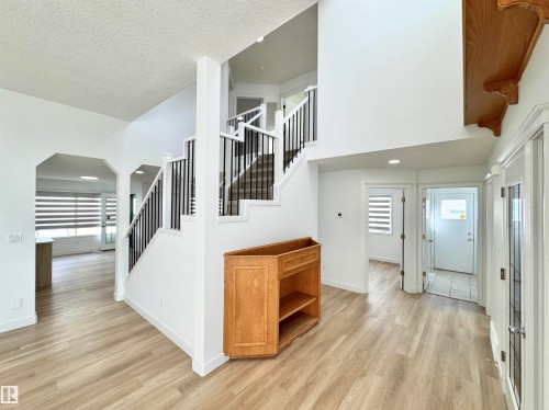 2908 44A Avenue Nw, Edmonton, AB - Indoor Photo Showing Other Room