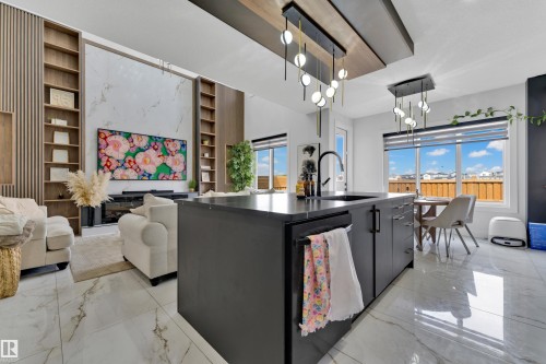 139 28 Street, Edmonton, AB - Indoor