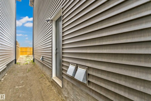 139 28 Street, Edmonton, AB - Outdoor