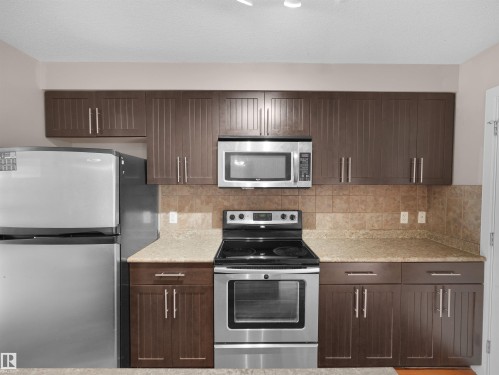 2512 Anderson Way Sw, Edmonton, AB - Indoor Photo Showing Kitchen