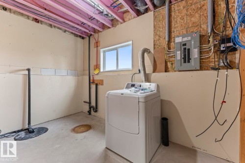2908 Wayne Way, Cold Lake, AB - Indoor Photo Showing Laundry Room
