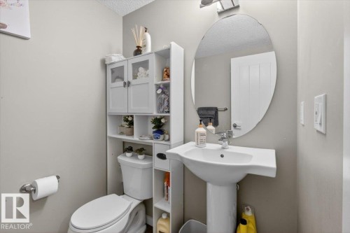 23 2215 24 Street, Edmonton, AB - Indoor Photo Showing Bathroom