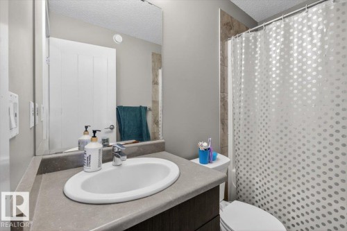 23 2215 24 Street, Edmonton, AB - Indoor Photo Showing Bathroom